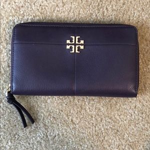 Tory Burch wallet